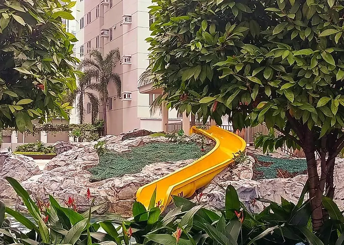 Direct To Pool Shore Residences By Heart Aparthotel Manila